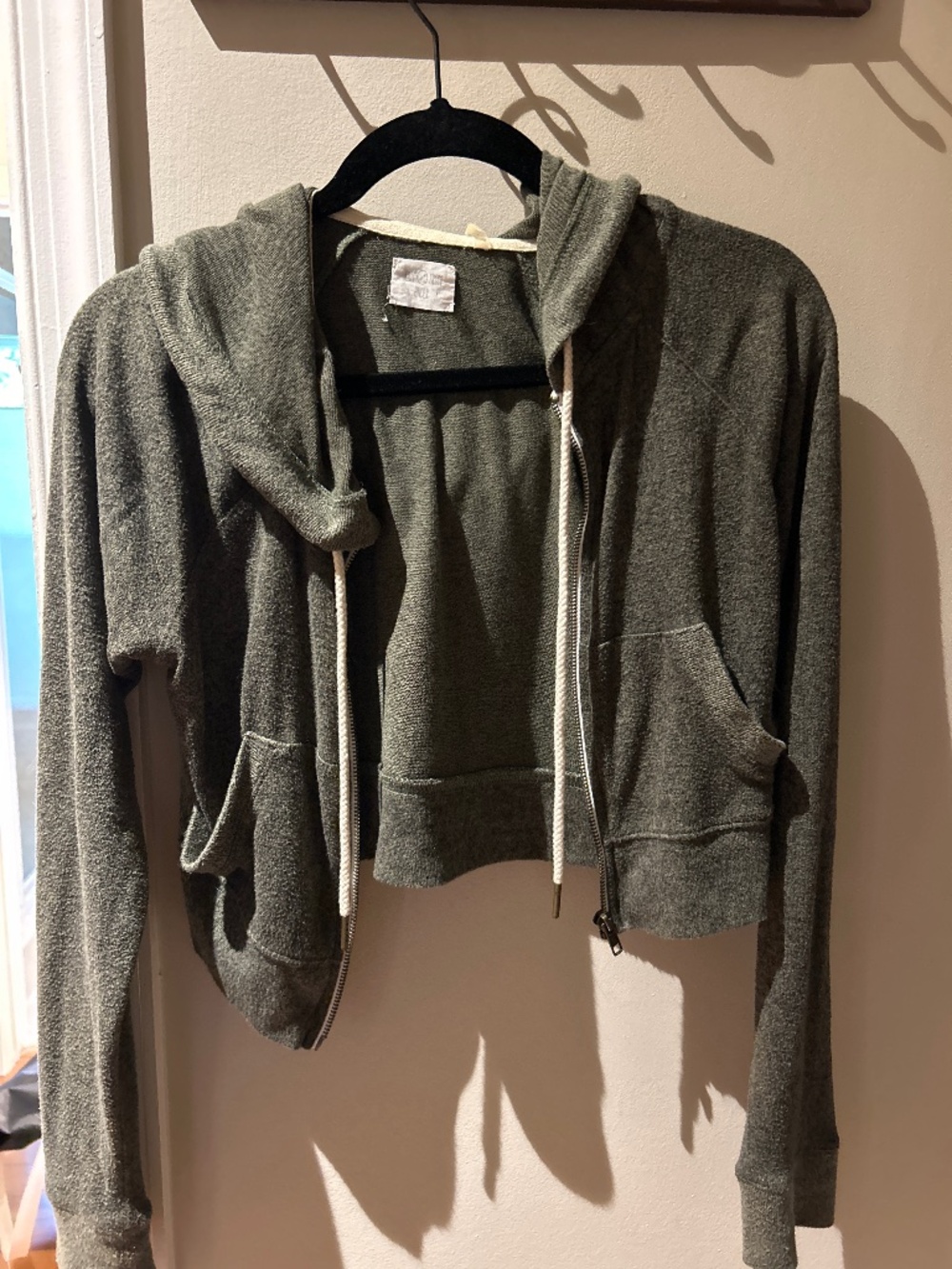 Cropped lightweight sweatshirt/jacket